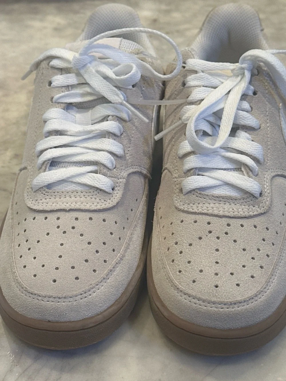 Nike women’s Court borough low sneakers in cream & white. BRAND NEW WITH TAG.